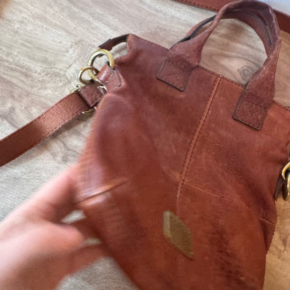FOSSIL Handbag Shoulder Bag Brown Leather Vintage Minimalist Zip Close Neutral - Picture 6 of 10